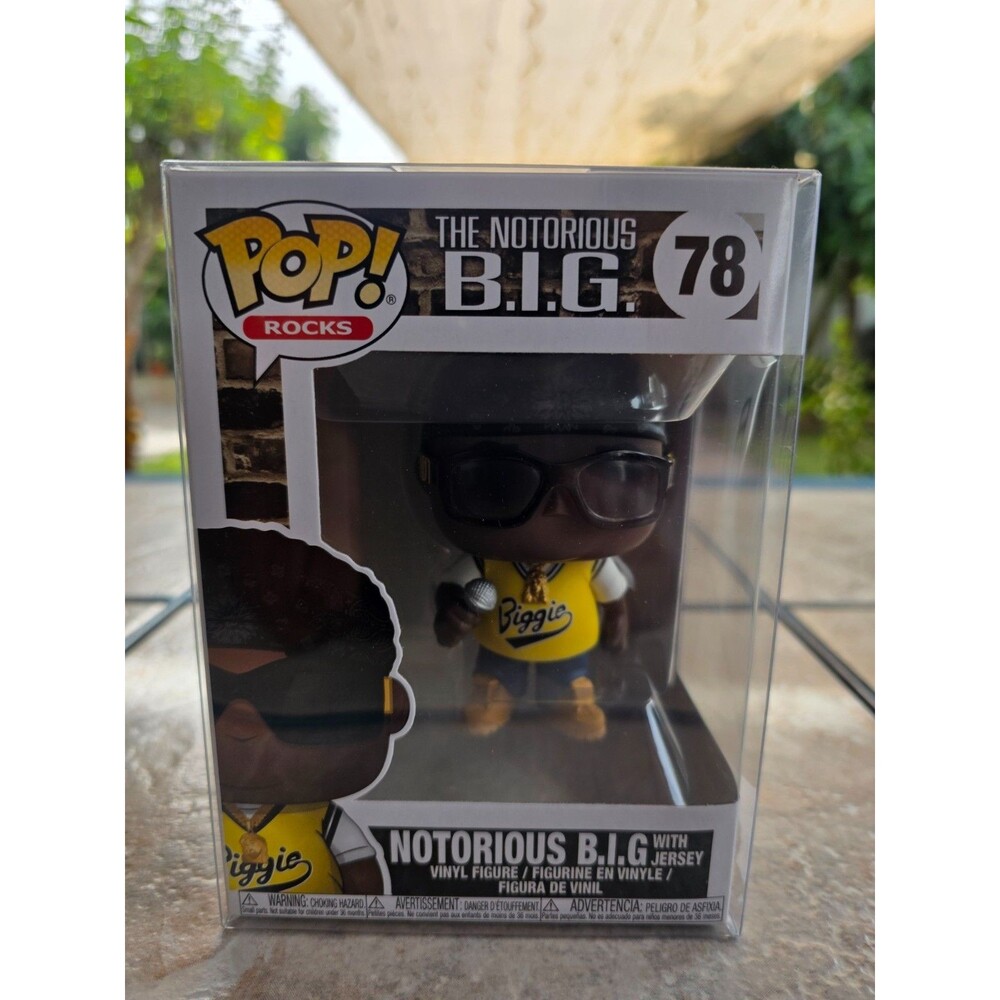 Funko Pop Rocks Notorious B.I.G. Biggie Smalls With Jersey #78 New Protector